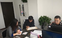 建材行業(yè)品牌策劃如同一艘?guī)ьI(lǐng)潮流的航船，讓產(chǎn)品與消費(fèi)者之間建立起情感與價(jià)值的橋梁